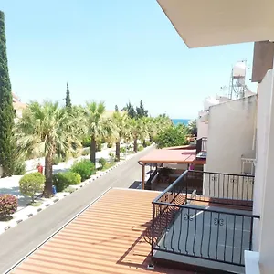 Pirgos Beach House Ларнака