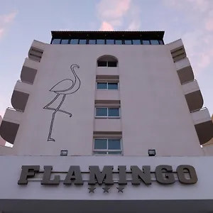 flamingo-beach.hotelsatayianapa.com/